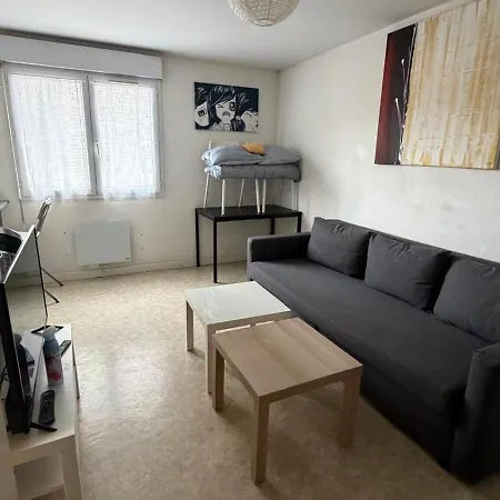 20m2 Stationnement Gratuit Wifi 4 Rue Proudhon アパート クレルモン・フェラン