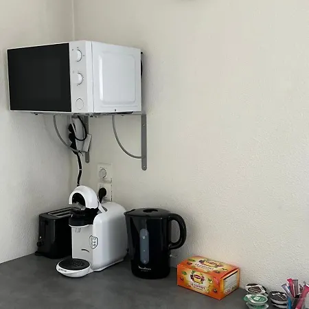 20m2 Stationnement Gratuit Wifi 4 Rue Proudhon アパート クレルモン・フェラン